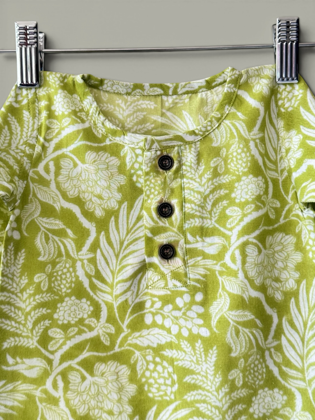 Boys Botanical Print Cotton Kurta & White Pajama Set